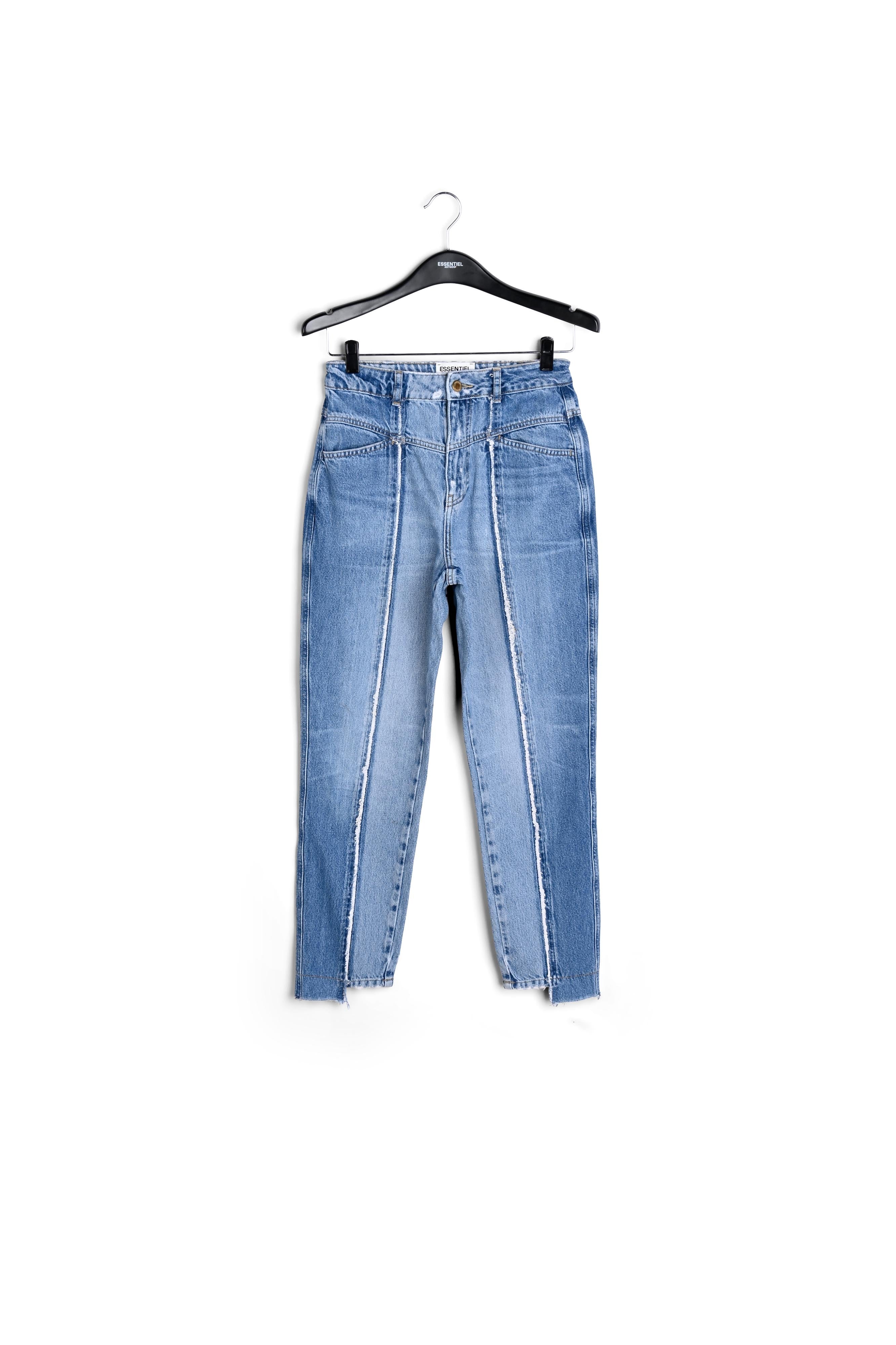 Jean boyfriend bicolore effiloché RE—SSENTIEL | Essentiel second hand