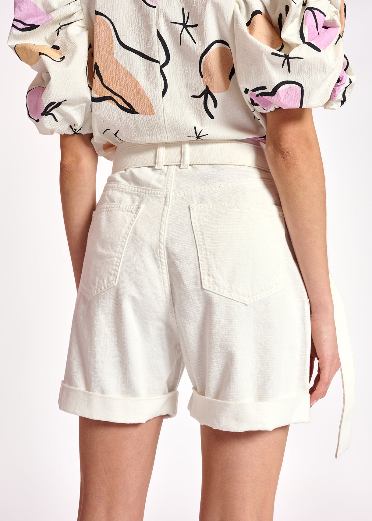 Witte boyfriend jeansshort RE—SSENTIEL | Essentiel second hand