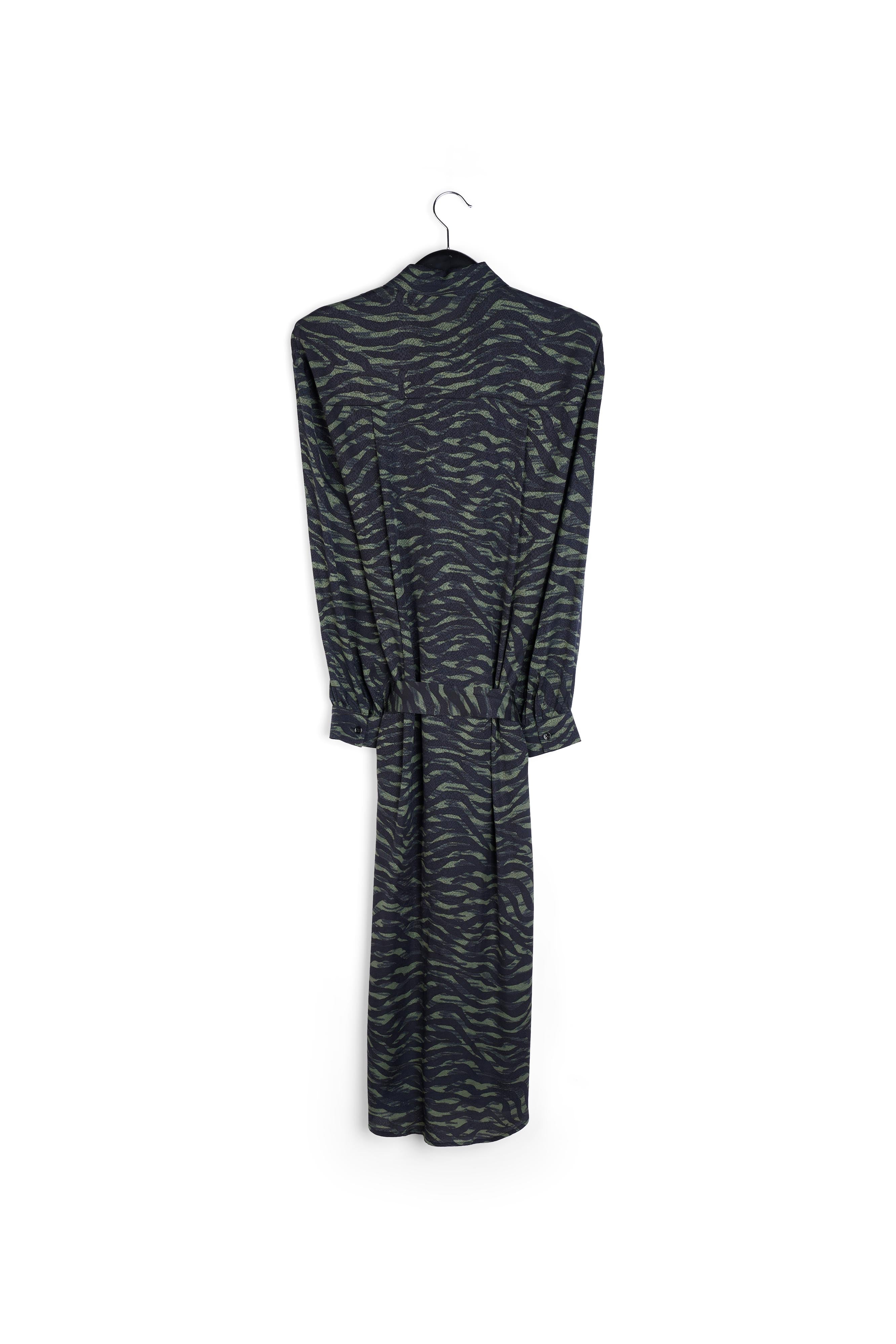 Midi-hemdjurk met groene en zwarte zebraprint RE—SSENTIEL | Essentiel second hand
