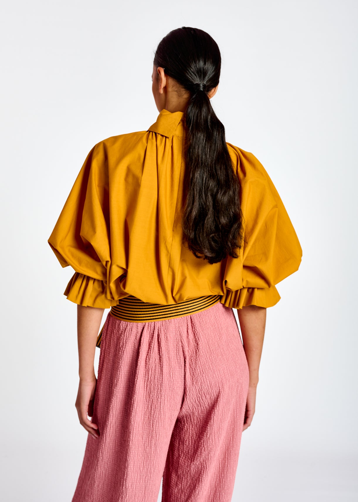 Ochre voluminous cotton top with high collar RE—SSENTIEL | Essentiel second hand