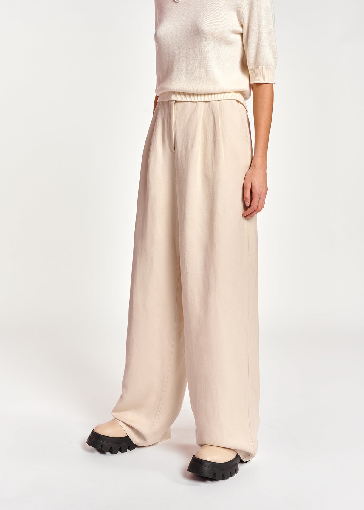 Off-white wide-leg pants RE—SSENTIEL | Essentiel second hand