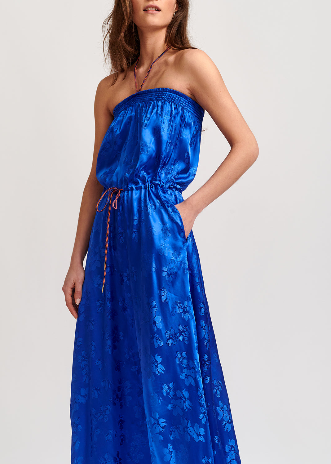 Robe maxi en jacquard bleu cobalt à  fleurs RE—SSENTIEL | Essentiel second hand