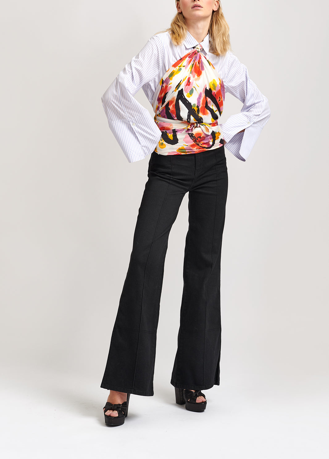 Off-white floral scarf RE—SSENTIEL | Essentiel second hand