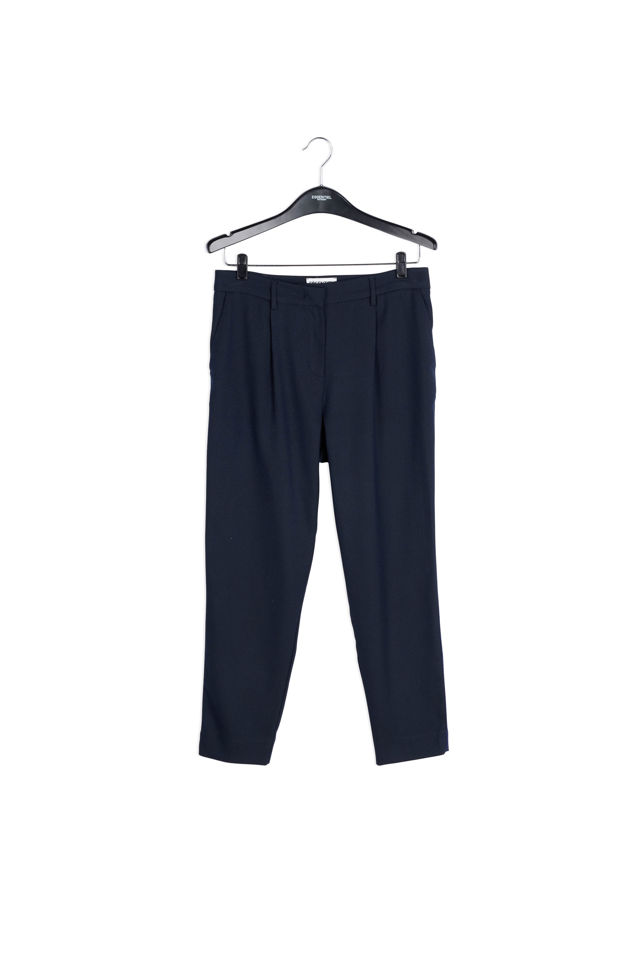 Donkerblauwe 7/8ste broek met smal toelopende pijpen RE—SSENTIEL | Essentiel second hand