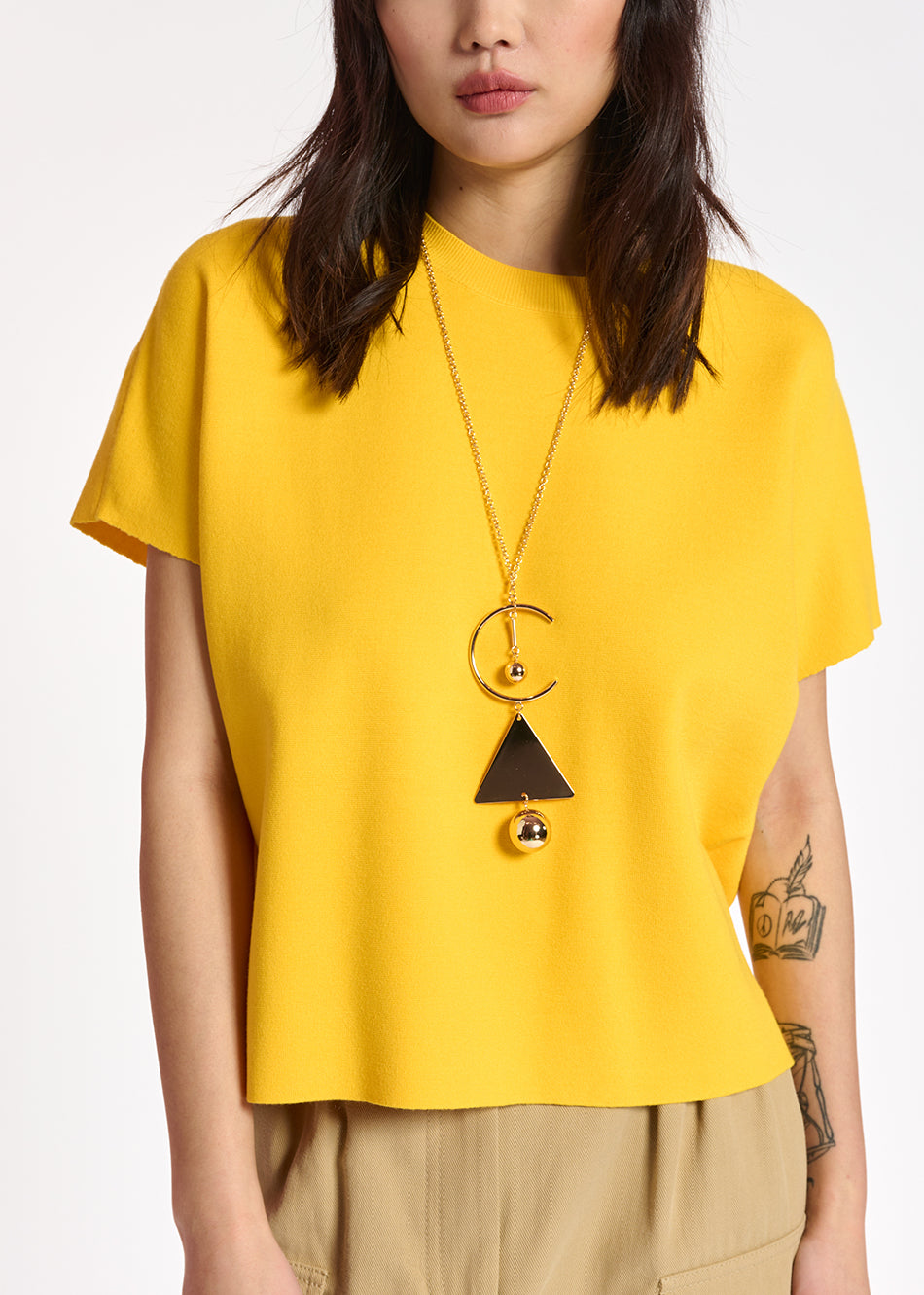 Top en tricot jaune RE—SSENTIEL | Essentiel second hand