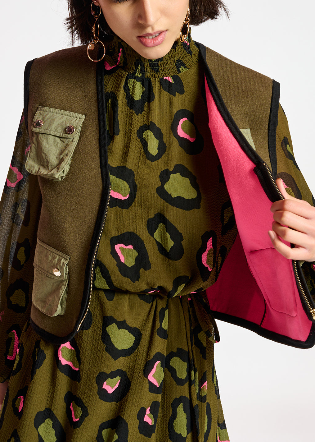 Veste sans manches en tricot kaki RE—SSENTIEL | Essentiel second hand