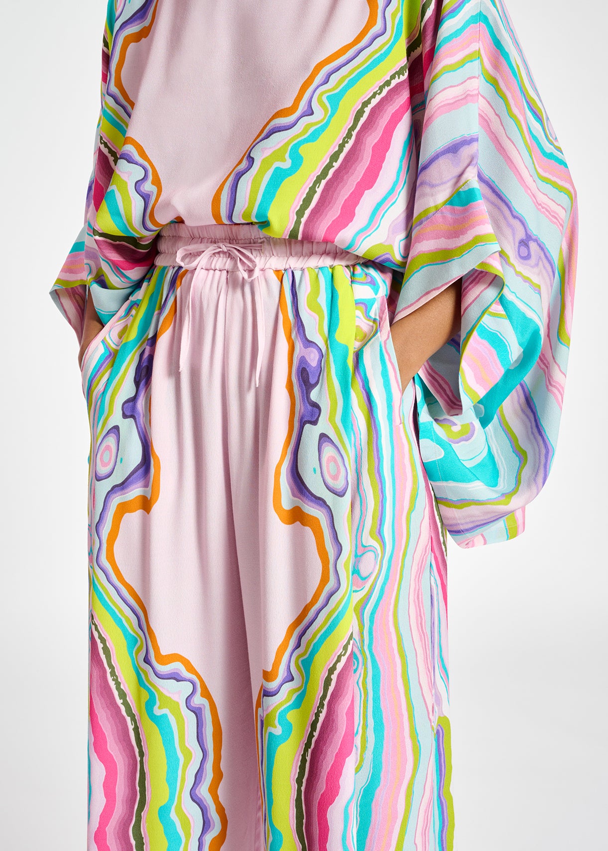 Lilac wide-leg pants with multicolor print RE—SSENTIEL | Essentiel second hand