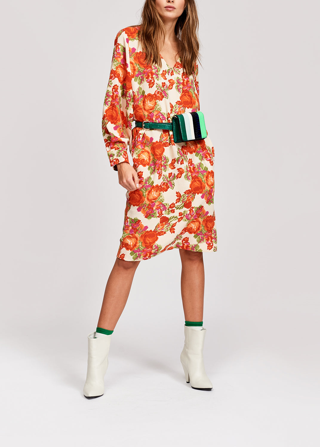 Orange and red floral print v-neck dress RE—SSENTIEL | Essentiel second hand