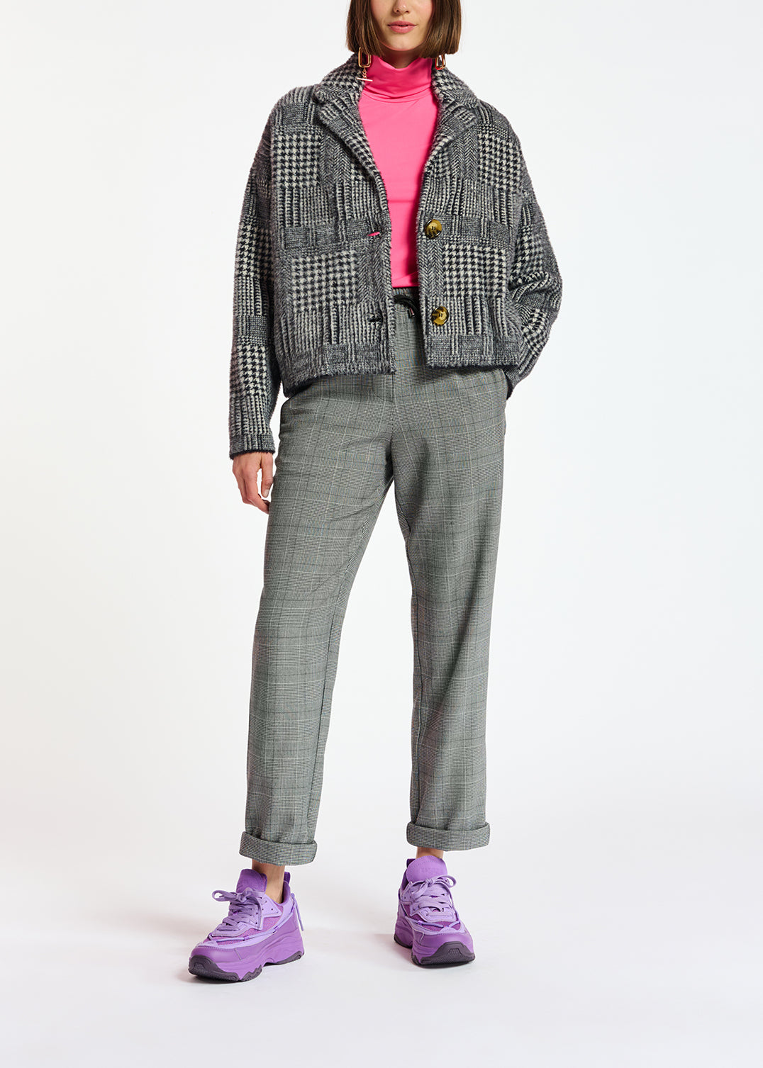 Black and off-white fuzzy knitted jacket RE—SSENTIEL | Essentiel second hand