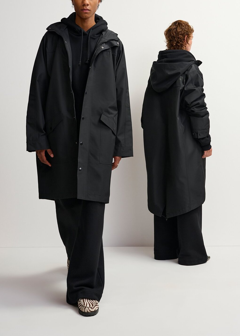 Black hooded raincoat RE—SSENTIEL | Essentiel second hand