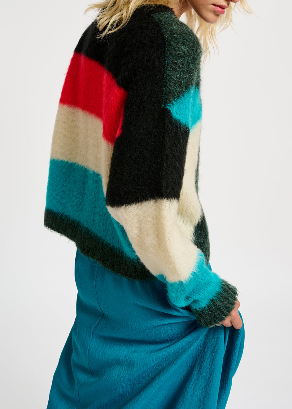 Pull en tricot intarsia vert foncé, bleu et rouge RE—SSENTIEL | Essentiel second hand