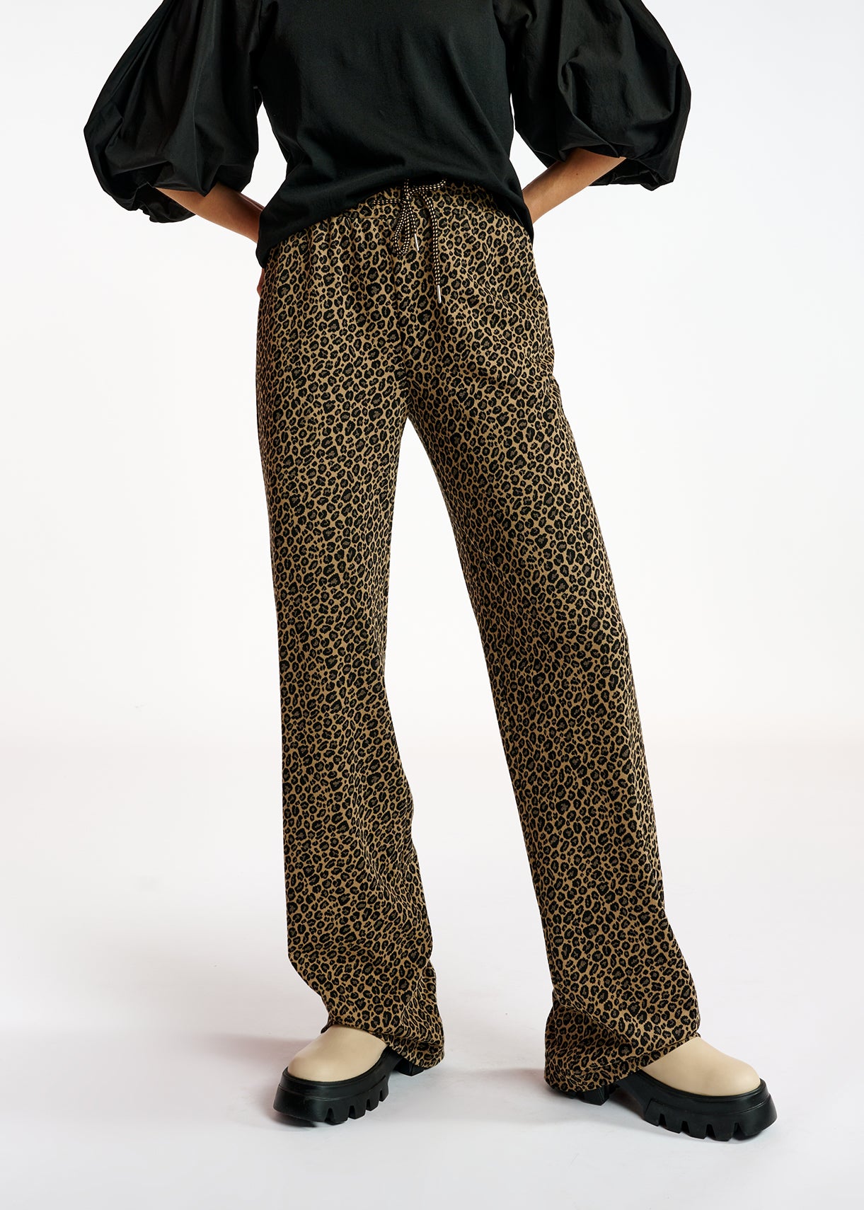 Leopard motif jacquard-knit pants RE—SSENTIEL | Essentiel second hand