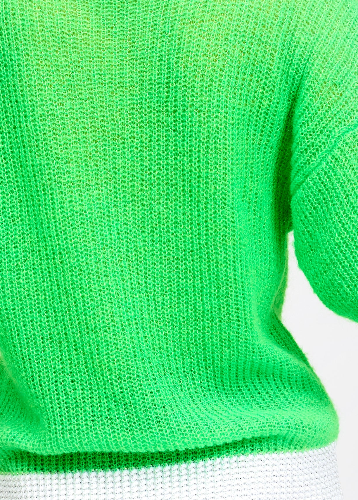 Bright green summer sweater with contrasting trims RE—SSENTIEL | Essentiel second hand
