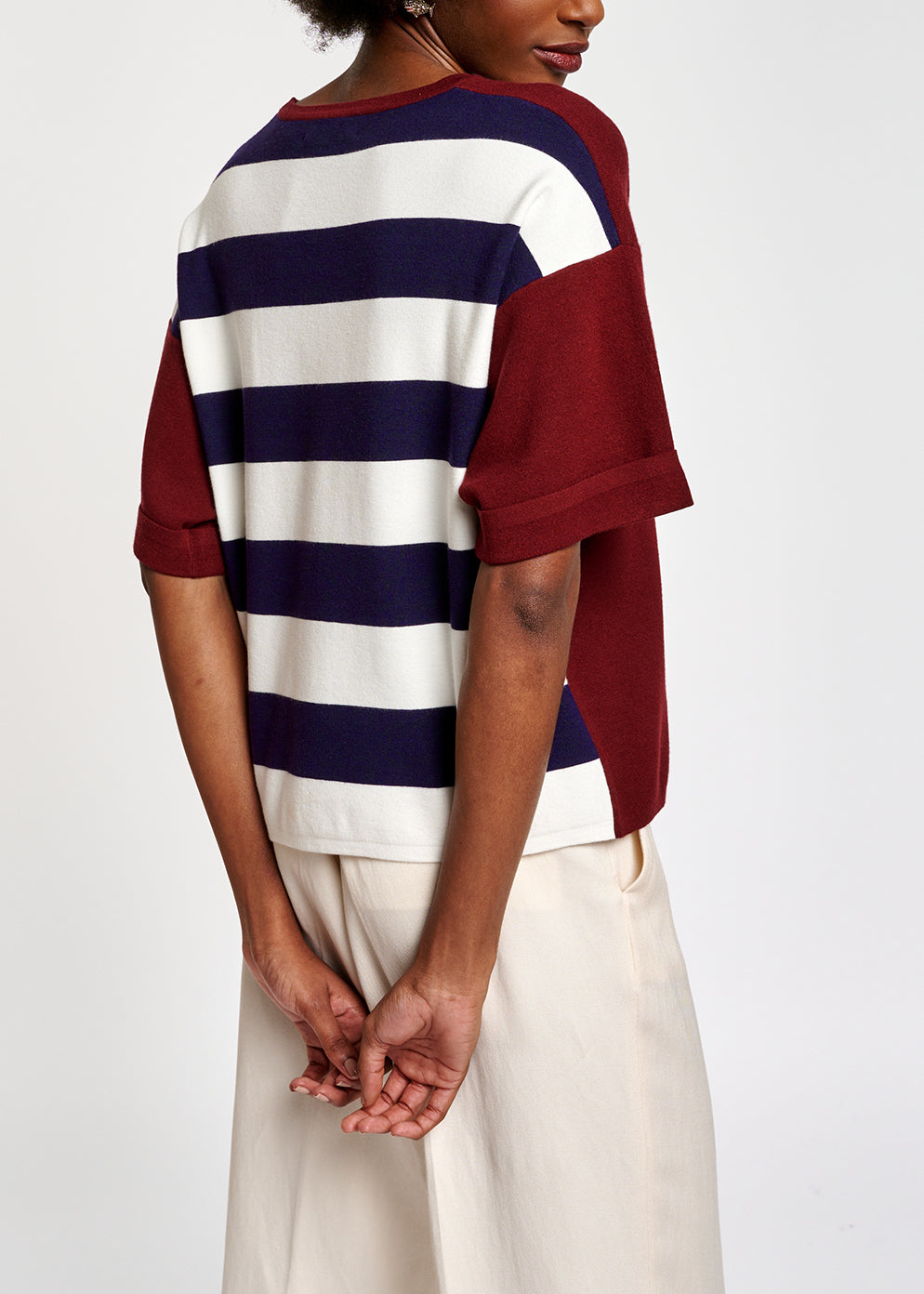Red striped short-sleeved sweater RE—SSENTIEL | Essentiel second hand