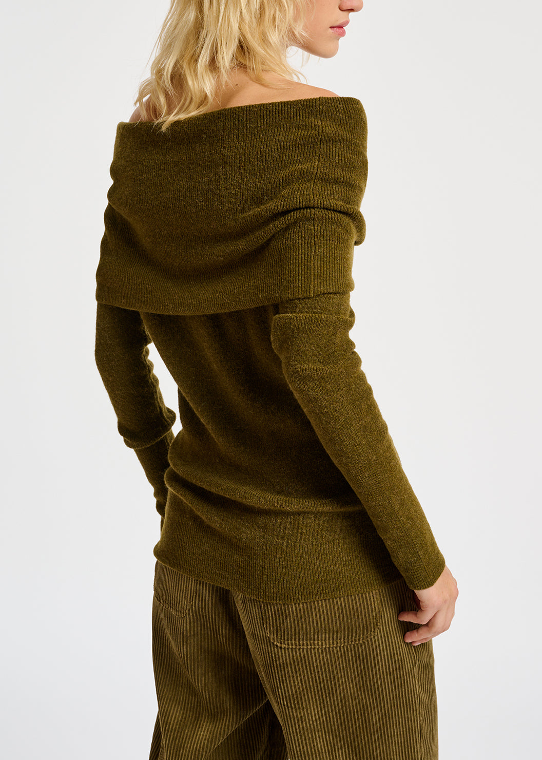 Khaki off-the-shoulder knit sweater RE—SSENTIEL | Essentiel second hand