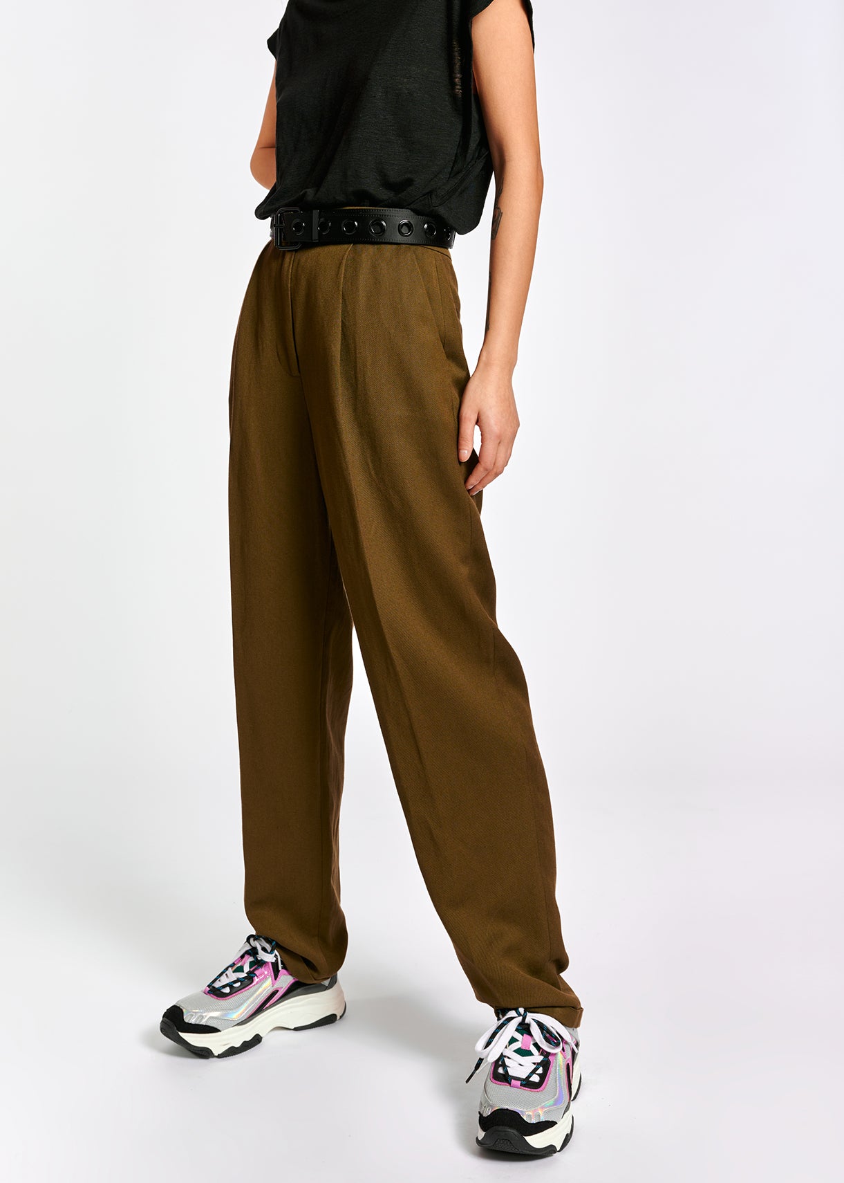 Khaki green tailored mid-rise pants RE—SSENTIEL | Essentiel second hand