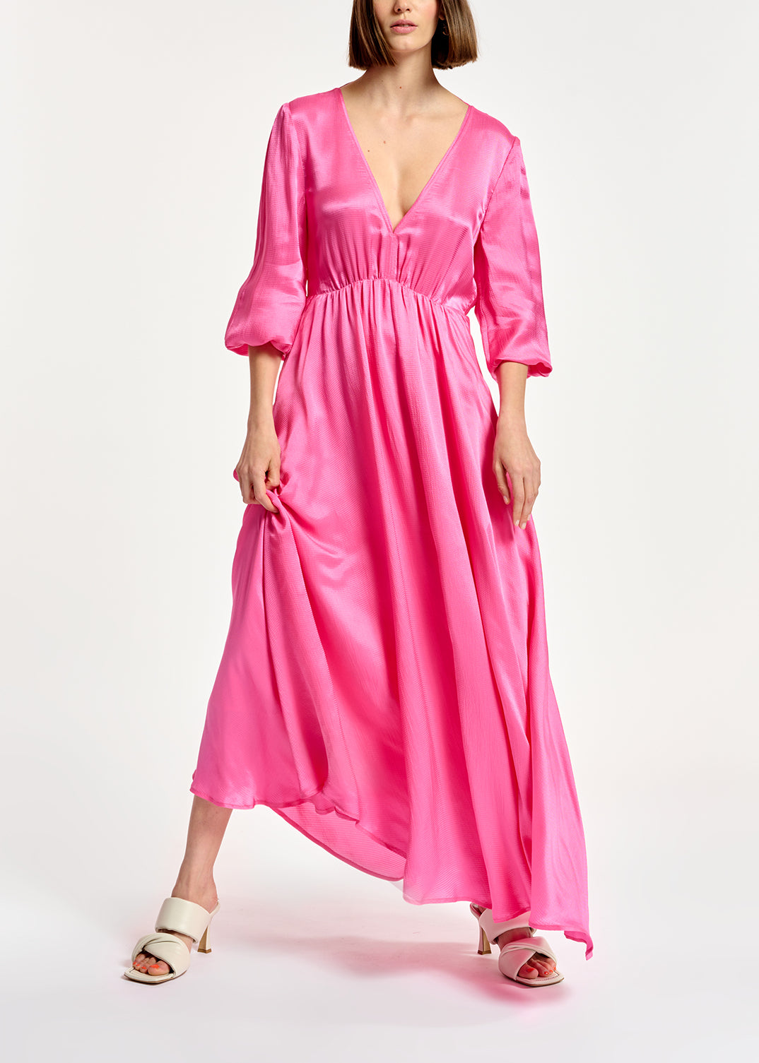 Neon pink long-sleeved v-neck maxi dress RE—SSENTIEL | Essentiel second hand