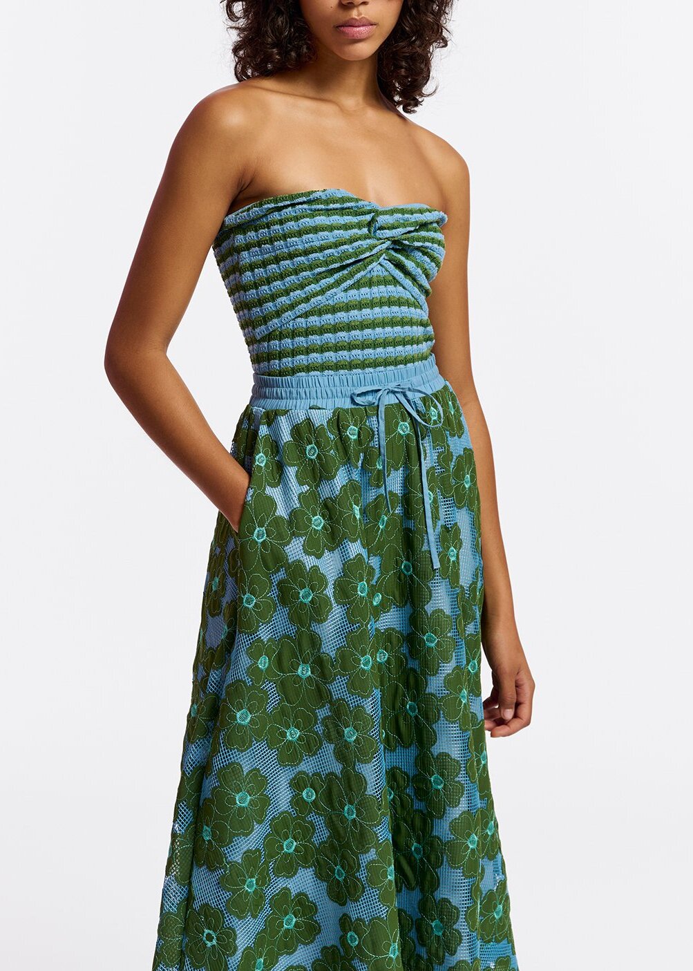 Top sans bretelles en tricot rayé bleu et vert RE—SSENTIEL | Essentiel second hand