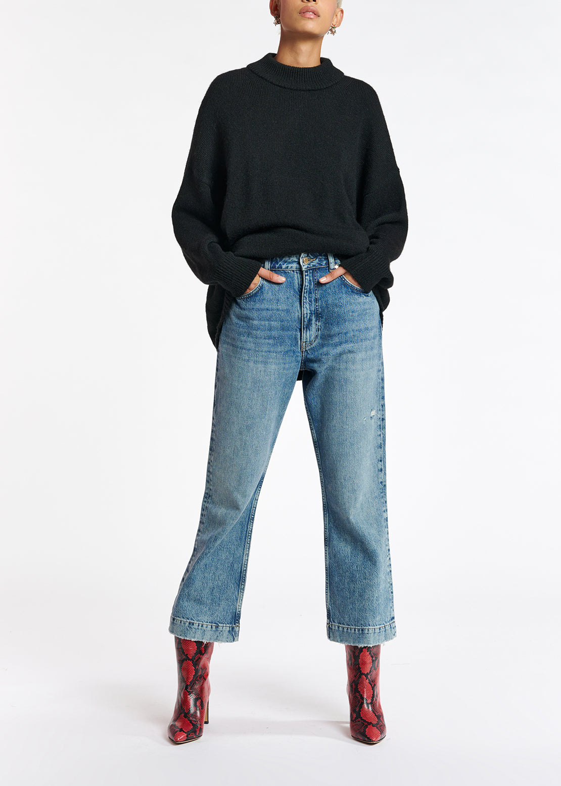 Blue cropped high-rise flared jeans RE—SSENTIEL | Essentiel second hand