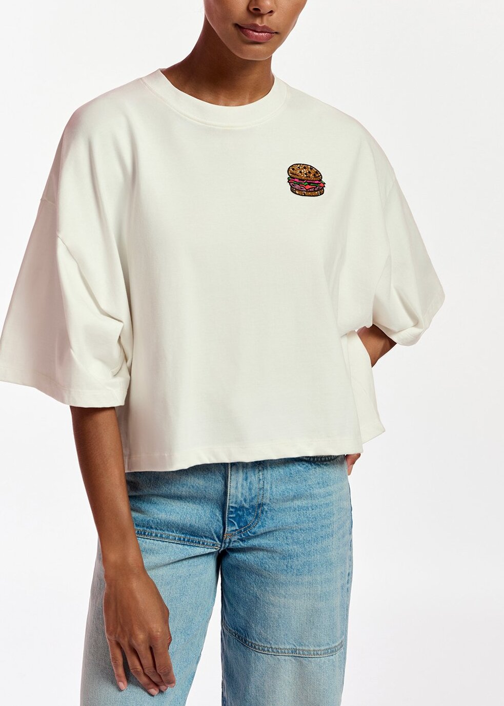 Off-white organic cotton T-shirt with hamburger embroidery RE—SSENTIEL | Essentiel second hand