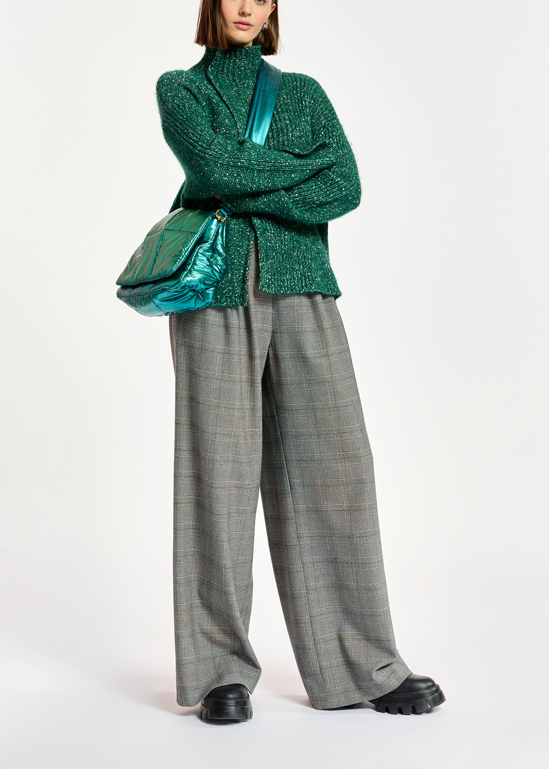 Grey wide-leg pants with check motif RE—SSENTIEL | Essentiel second hand