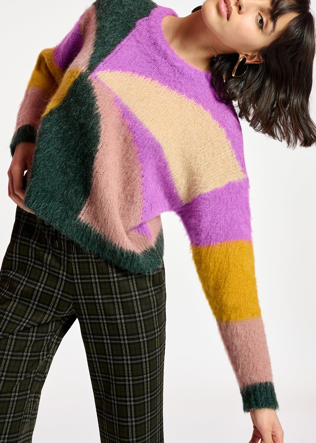 Pull en tricot intarsia pourpre, vert foncé et rose vintage RE—SSENTIEL | Essentiel second hand