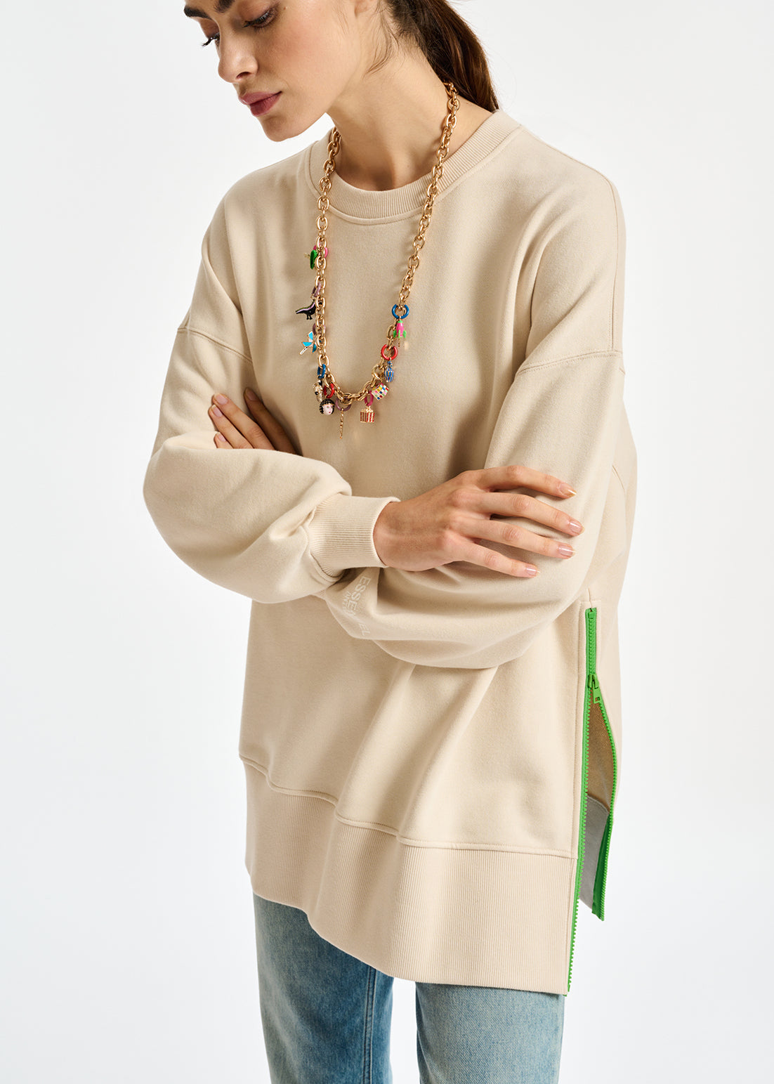 Off-white organic cotton sweatshirt with boxy cut RE—SSENTIEL | Essentiel second hand