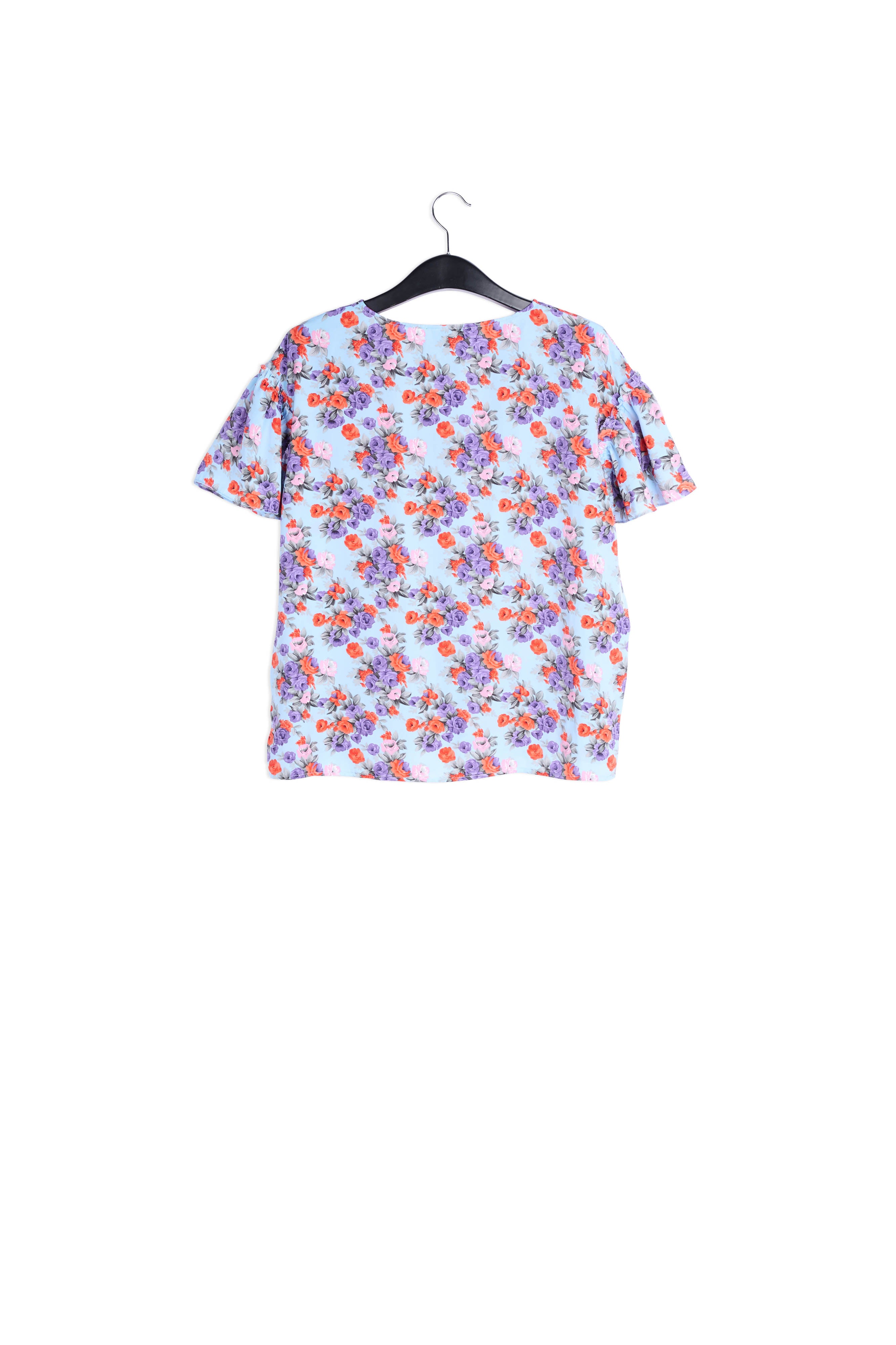 Lichtblauwe bloementop met ruchemouwen RE—SSENTIEL | Essentiel second hand