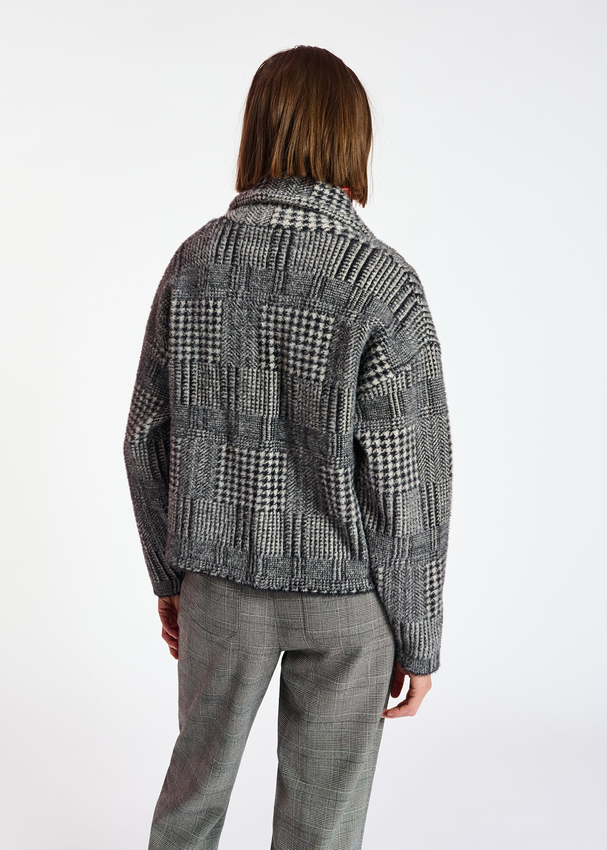 Black and off-white fuzzy knitted jacket RE—SSENTIEL | Essentiel second hand