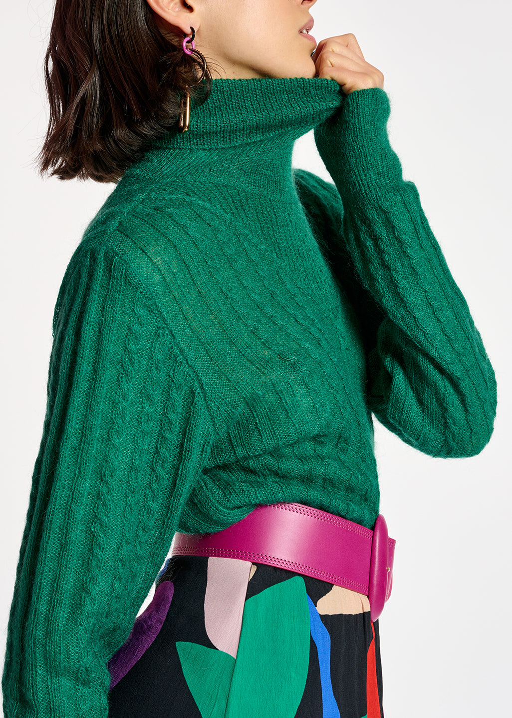 Pull à  col roulé en tricot torsadé vert foncé RE—SSENTIEL | Essentiel second hand