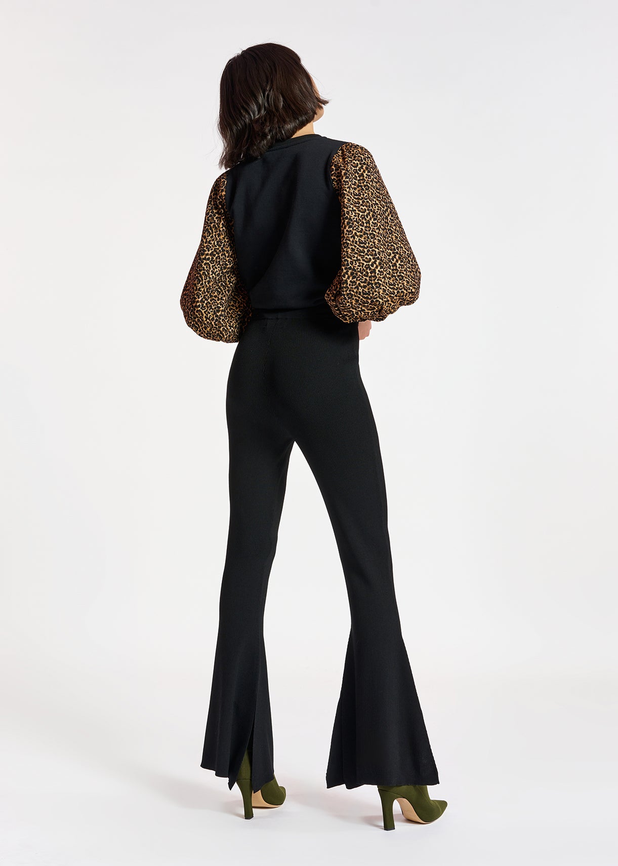 Black flared knitted pants RE—SSENTIEL | Essentiel second hand