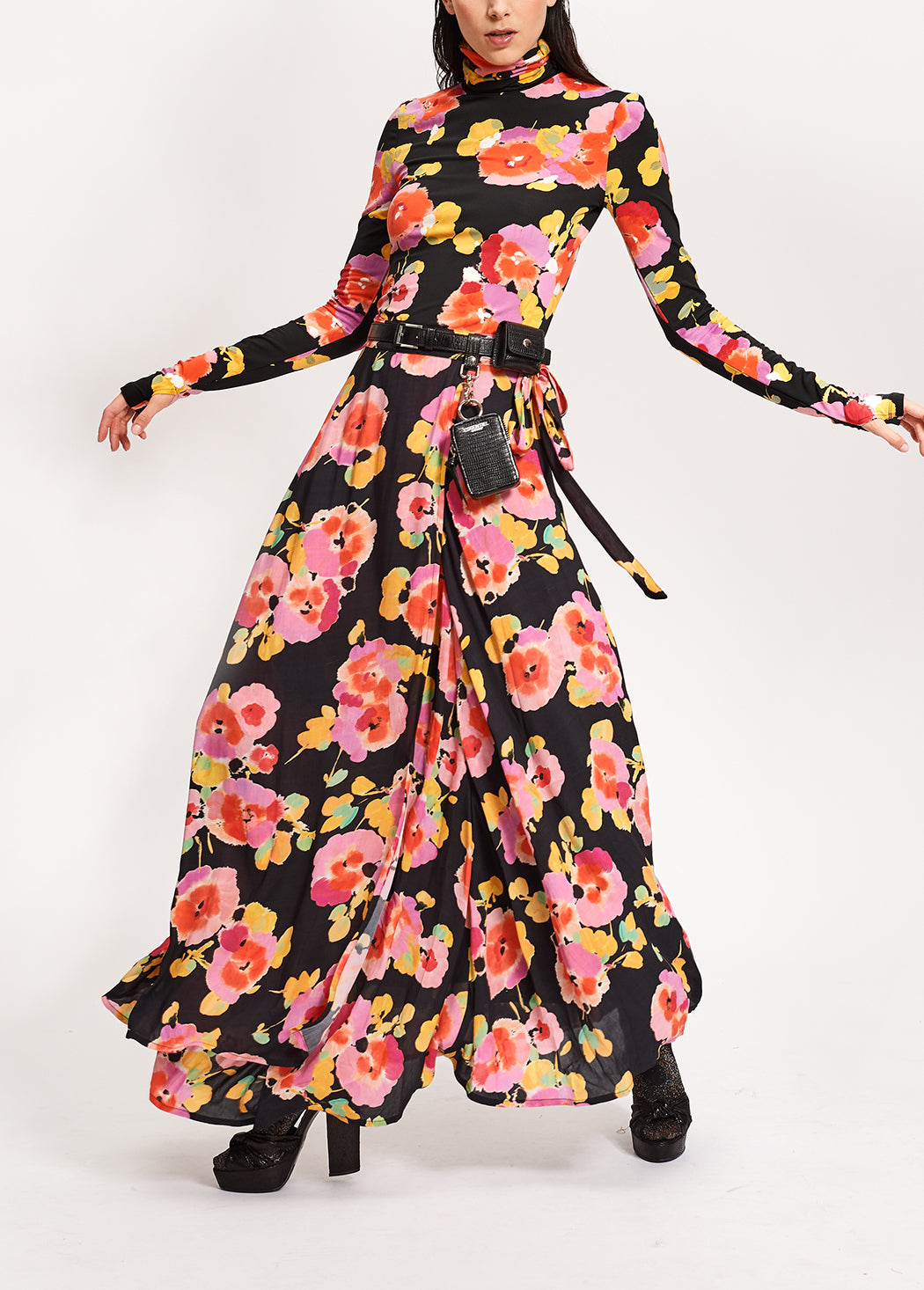 Black turtleneck top with floral-print RE—SSENTIEL | Essentiel second hand