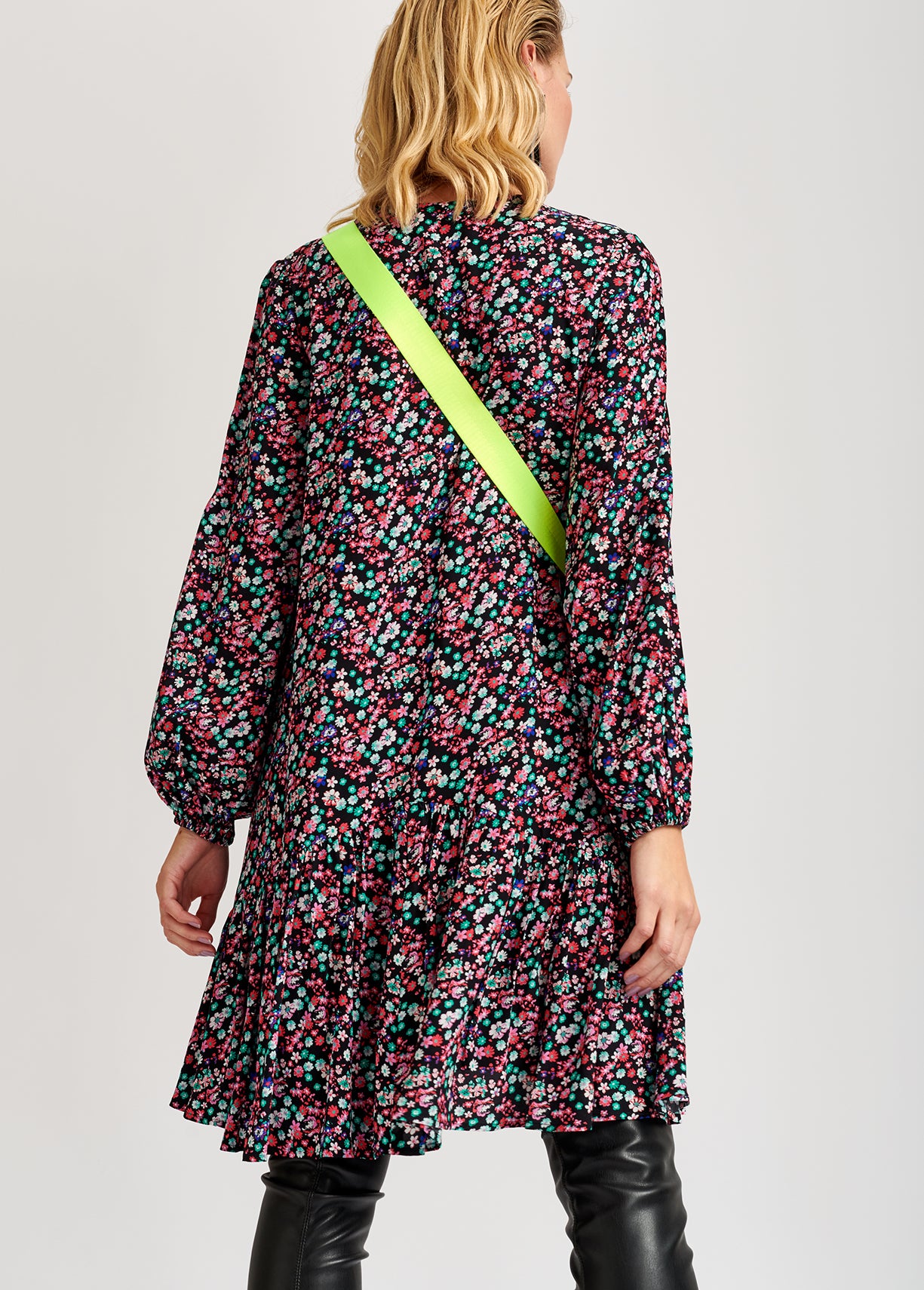 Black floral-print mini dress RE—SSENTIEL | Essentiel second hand