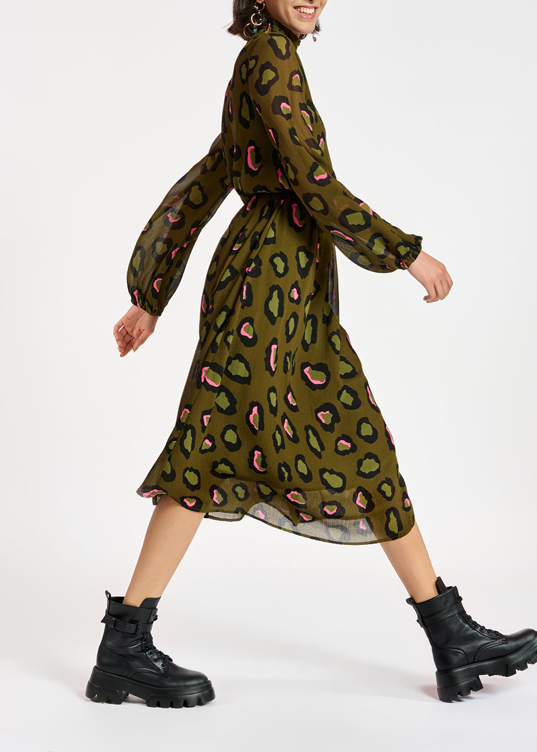 Robe midi kaki à  imprimé léopard RE—SSENTIEL | Essentiel second hand