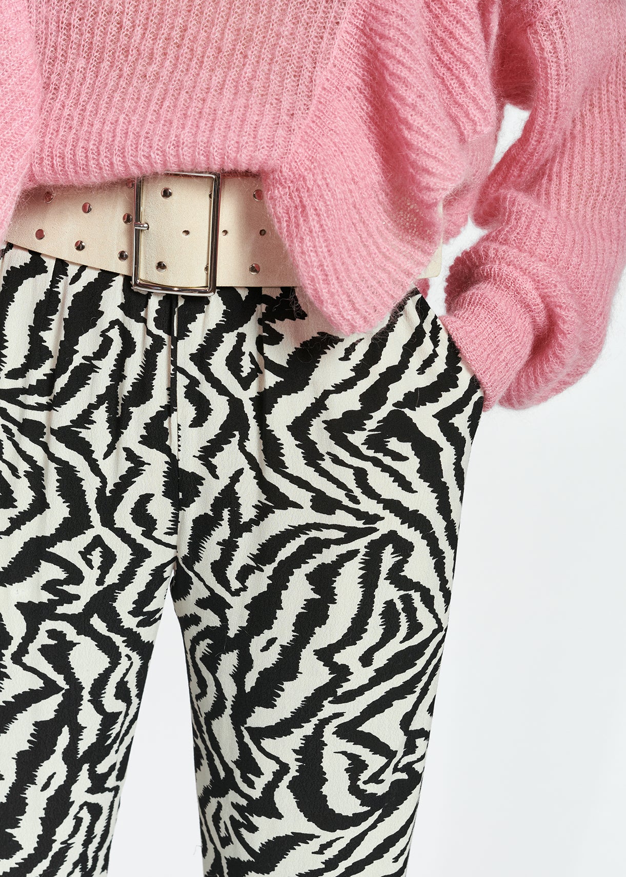 Black and white zebra-print wide-leg pants RE—SSENTIEL | Essentiel second hand