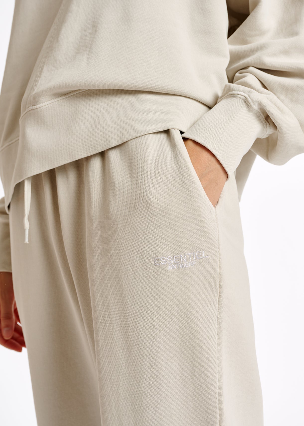 Off-white organic-cotton jersey sweatpants RE—SSENTIEL | Essentiel second hand