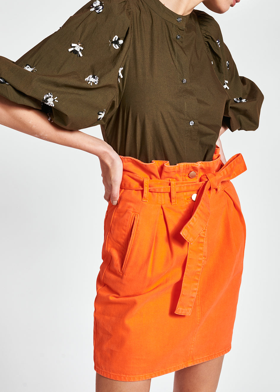 Khaki green cotton-poplin embroidered puffed-sleeve shirt RE—SSENTIEL | Essentiel second hand