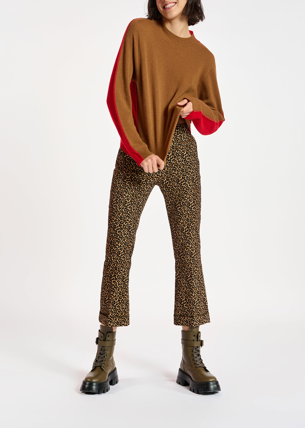 Flared-fit leopard-motif pants RE—SSENTIEL | Essentiel second hand