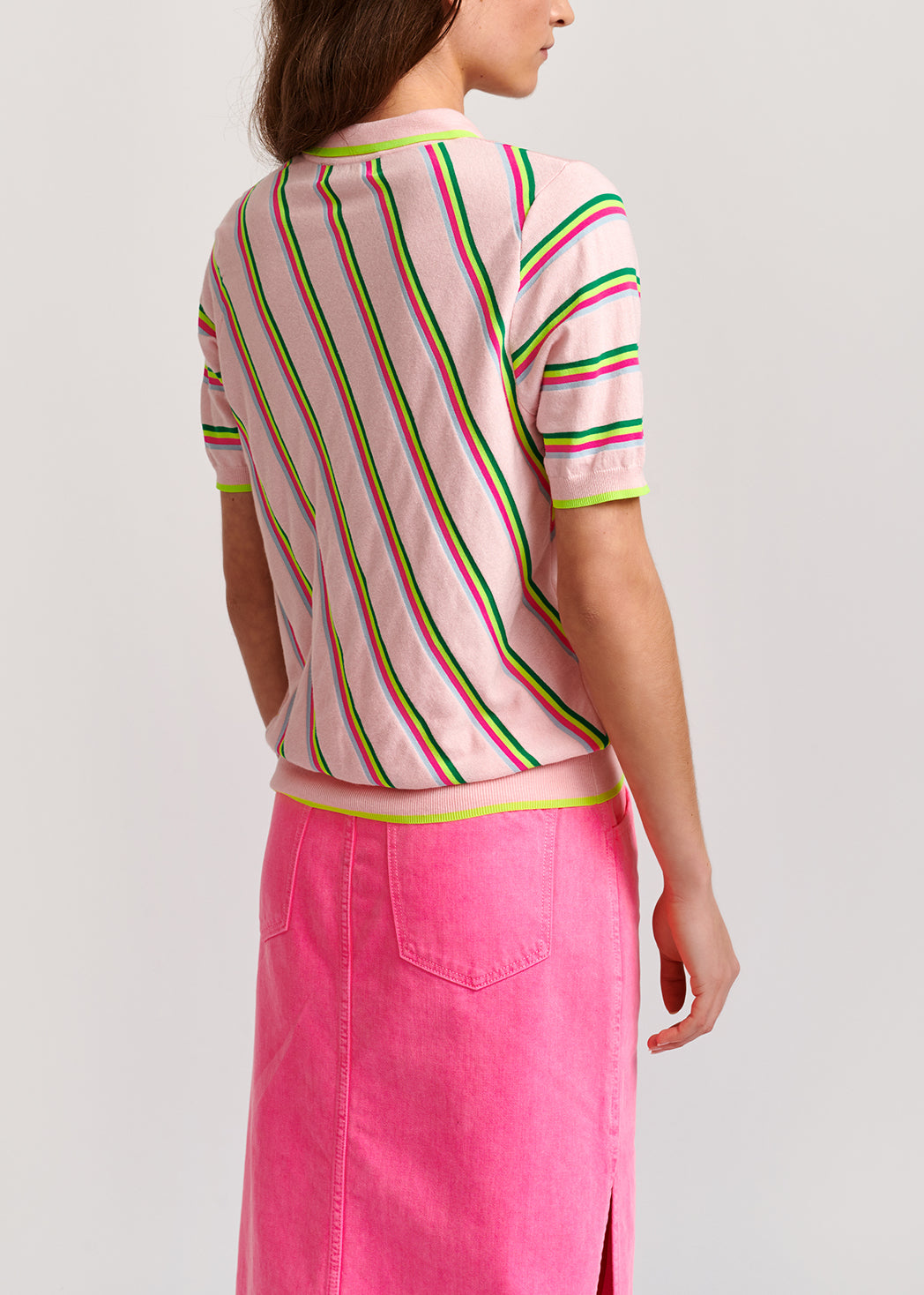 Light pink polo shirt with neon stripes RE—SSENTIEL | Essentiel second hand