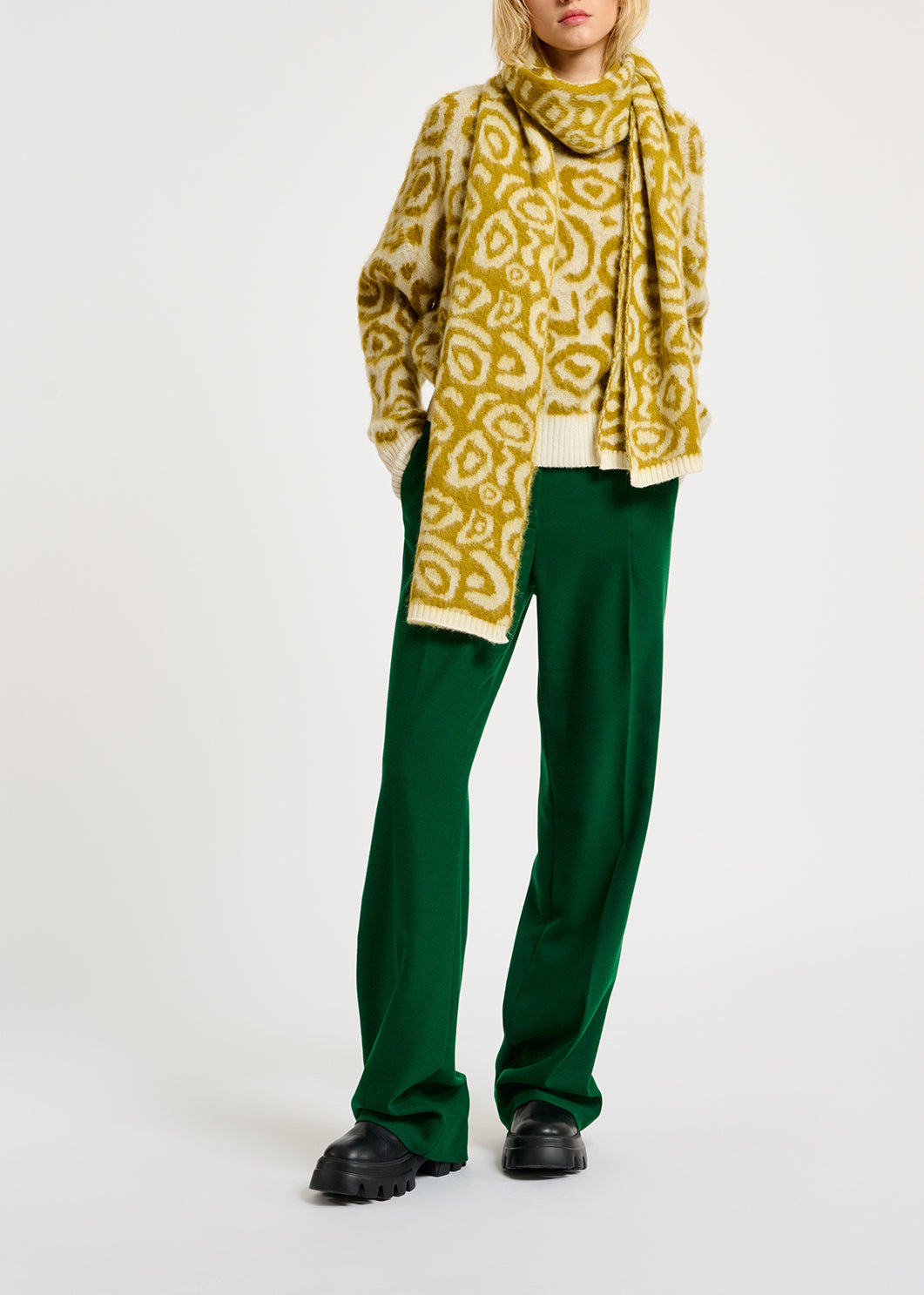 Ochre and off-white leopard-print knit sweater RE—SSENTIEL | Essentiel second hand