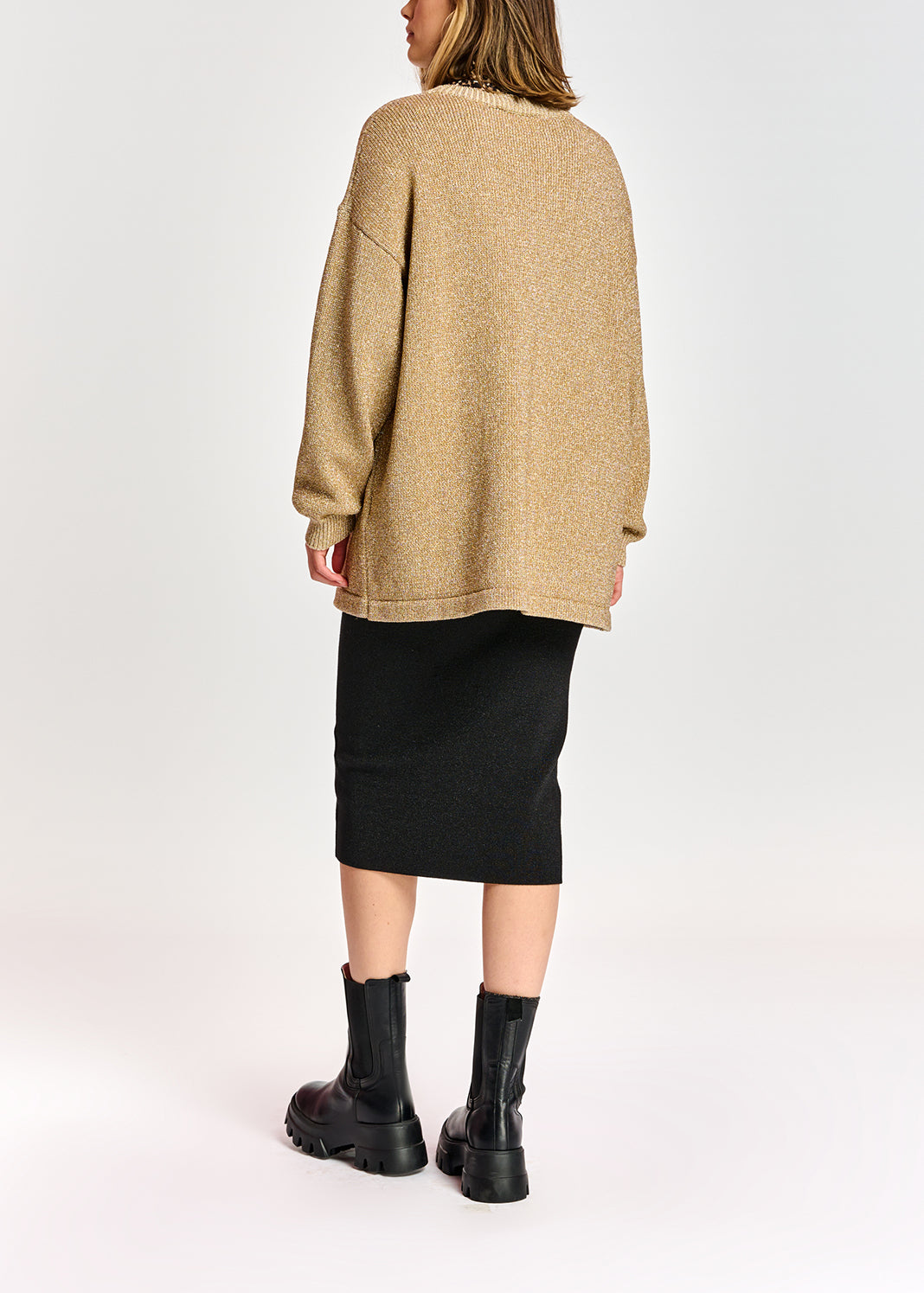 Pull doré à coupe ample RE—SSENTIEL | Essentiel second hand