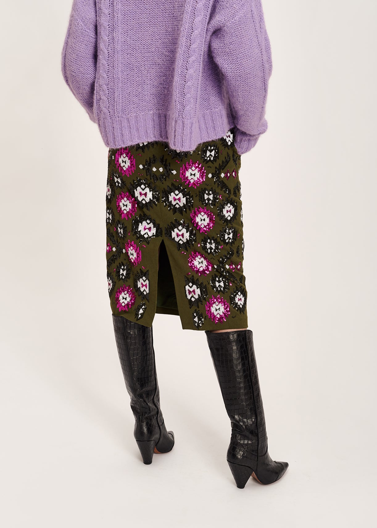 Legergroene kokerrok met pailletten en grafische print RE—SSENTIEL | Essentiel second hand