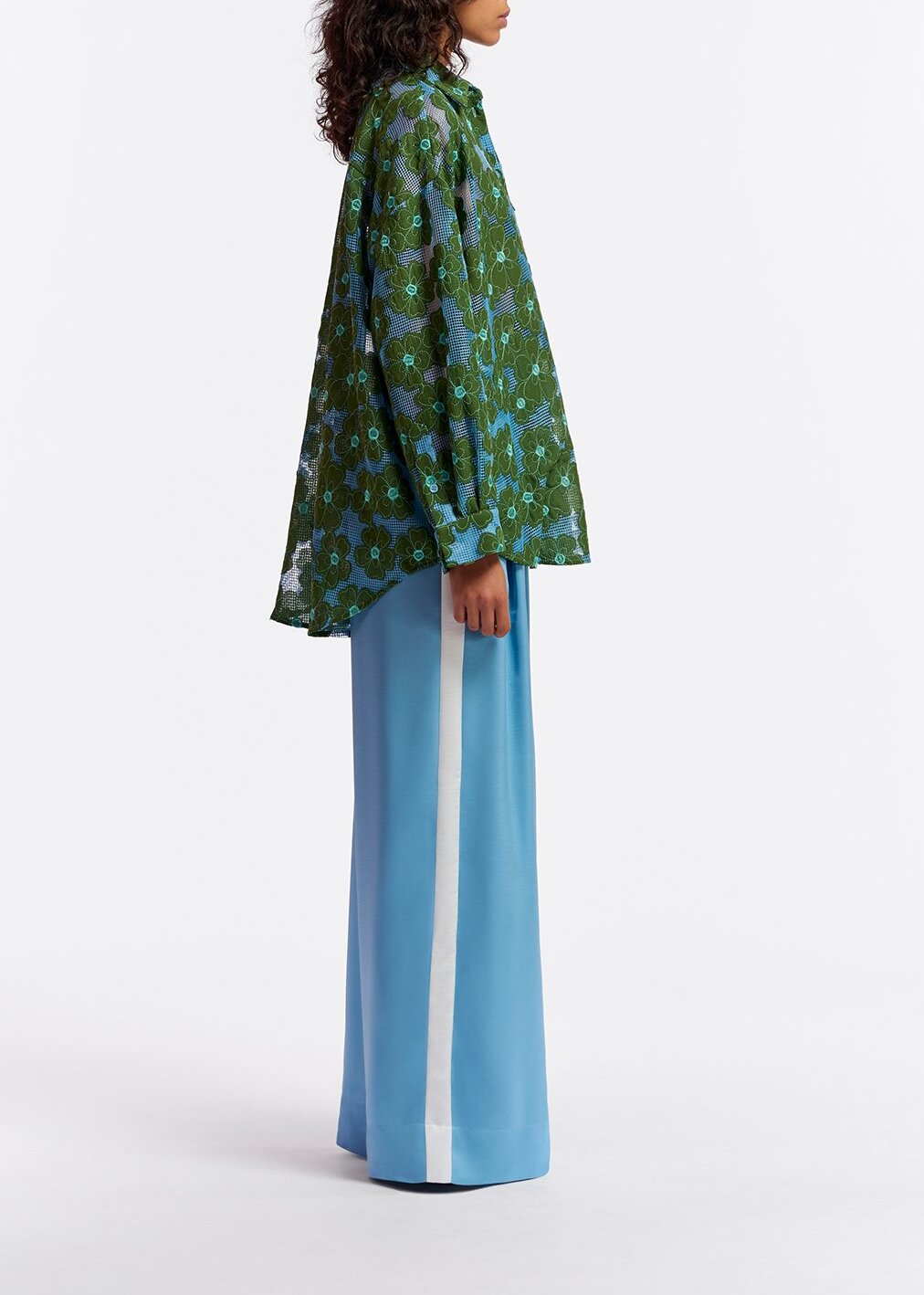 Chemise bleue et verte à  fleurs brodées RE—SSENTIEL | Essentiel second hand