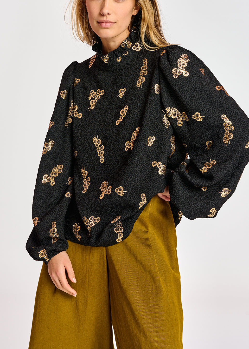 Adries ruffle collar top RE—SSENTIEL | Essentiel second hand