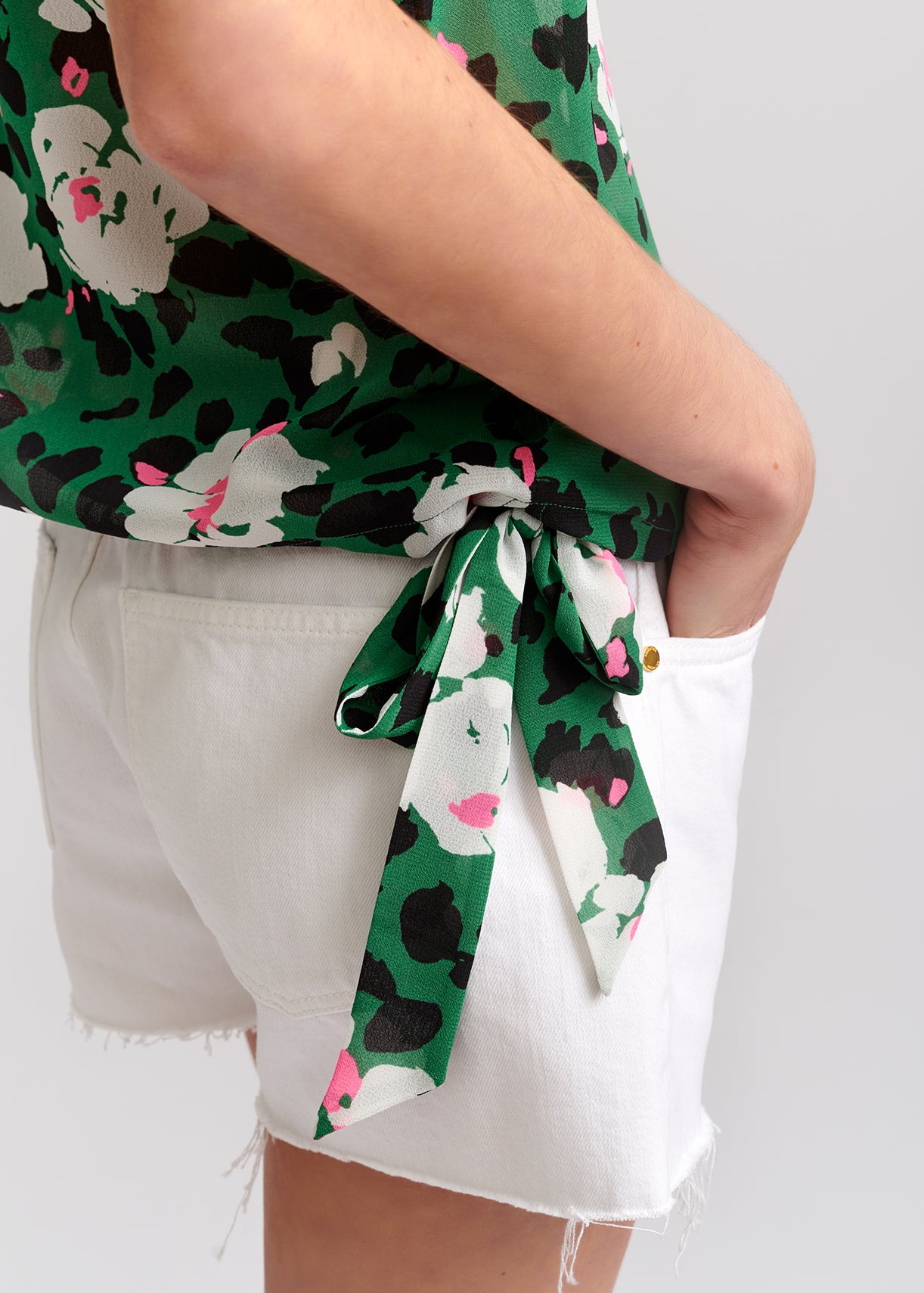 Top vert à imprimé floral RE—SSENTIEL | Essentiel second hand