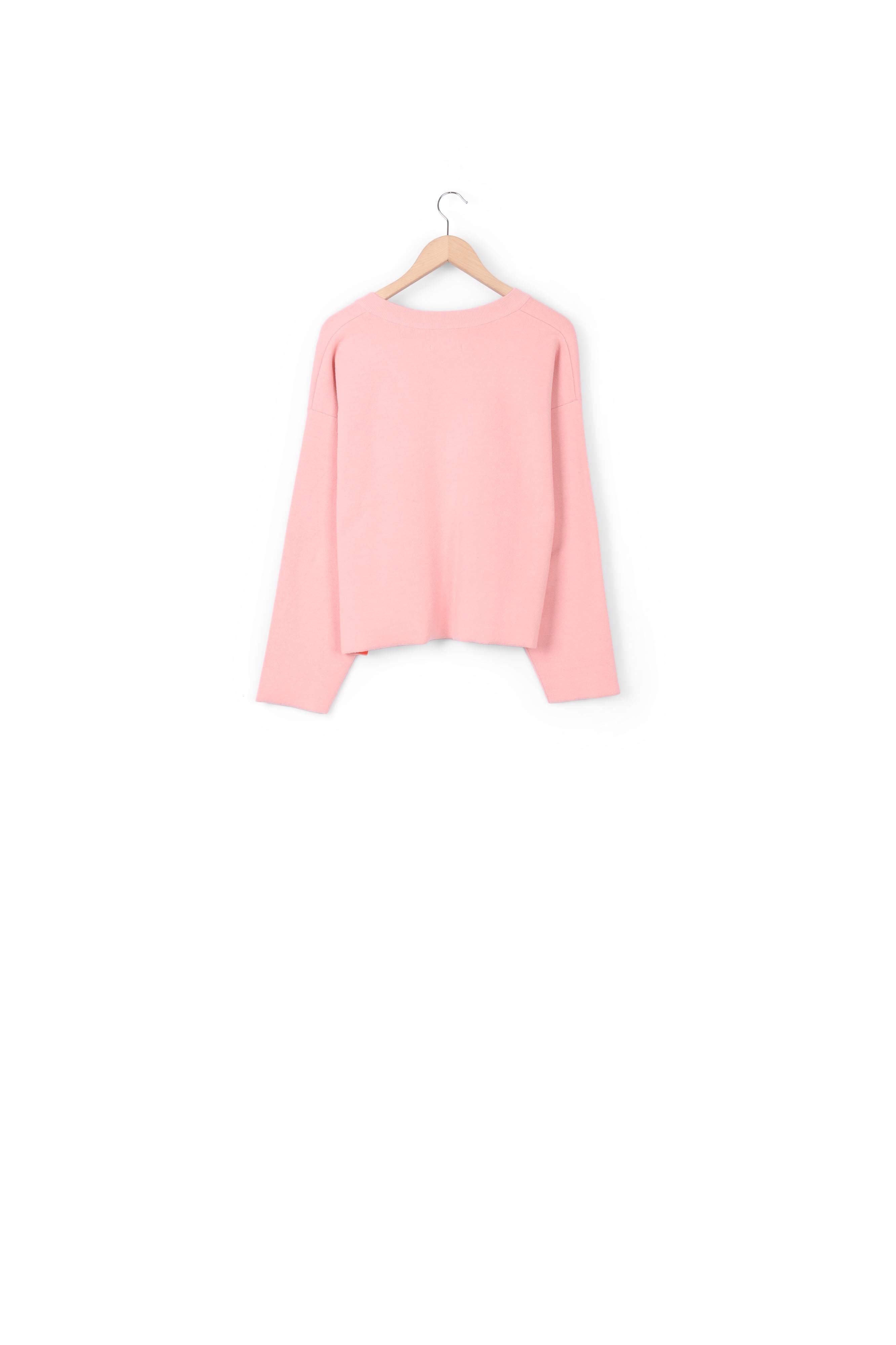Pull en v rose clair avec accent orange RE—SSENTIEL | Essentiel second hand