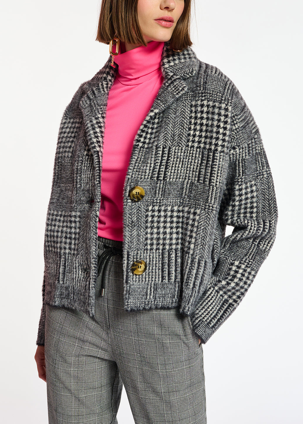 Black and off-white fuzzy knitted jacket RE—SSENTIEL | Essentiel second hand