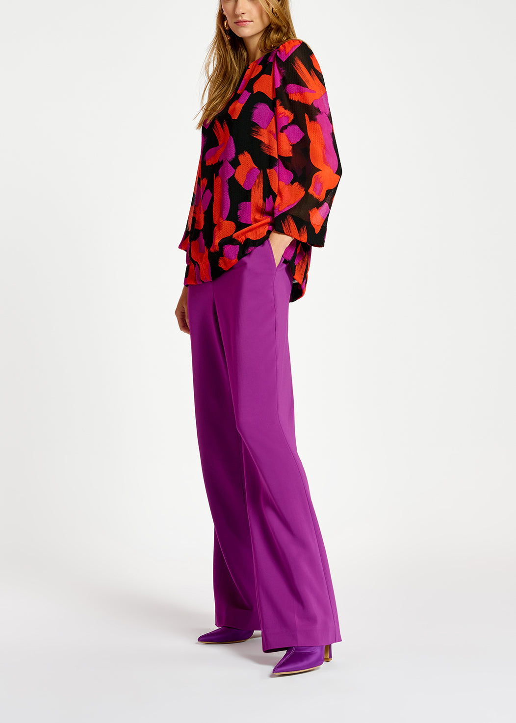 Top aux épaules bouffantes et imprimé noir, orange et pourpre RE—SSENTIEL | Essentiel second hand