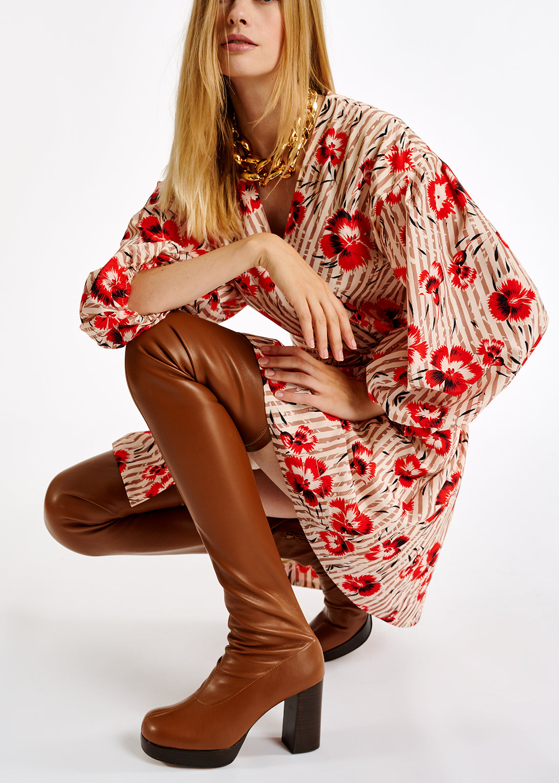 Red and brown floral print mini-length wrap dress RE—SSENTIEL | Essentiel second hand