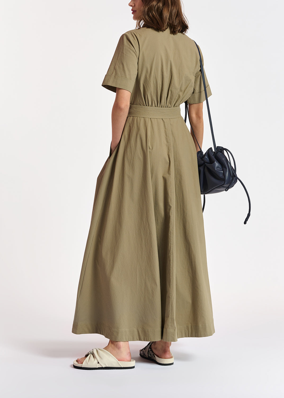 Maxi robe chemise kaki RE—SSENTIEL | Essentiel second hand